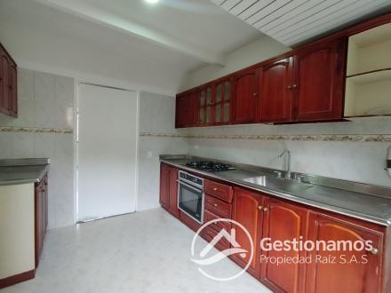 CODIGO A2828 LOMA  DEL ESCOBERO